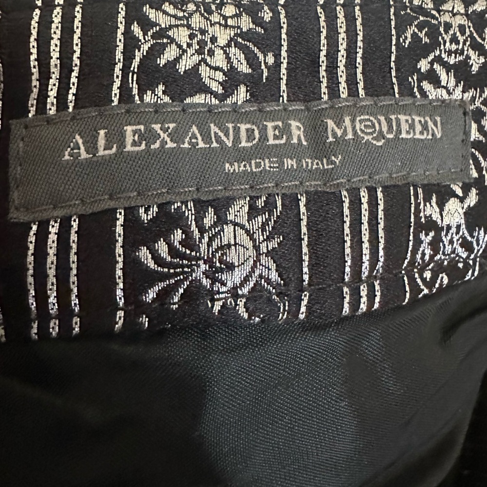 Vintage Alexander McQueen Skull Embroidered Trouser Size 40 NWOT Unhemmed Runway - Picture 8 of 8